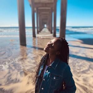 Meet your Posher, Brenda